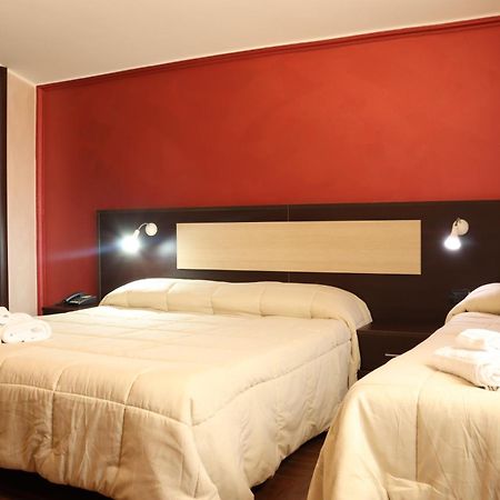 Hotel Paradiso Falerna Eksteriør bilde