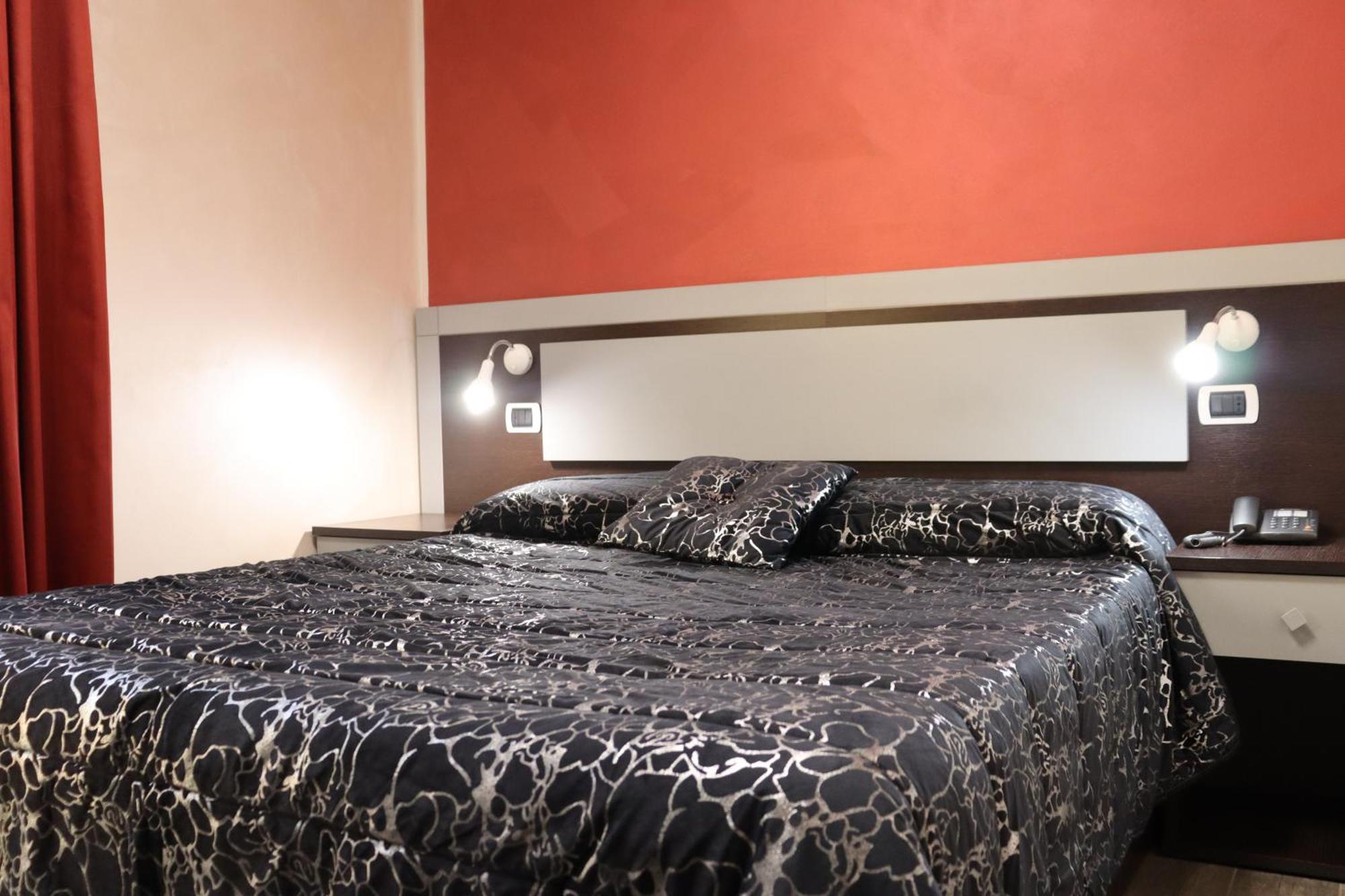 Hotel Paradiso Falerna Eksteriør bilde